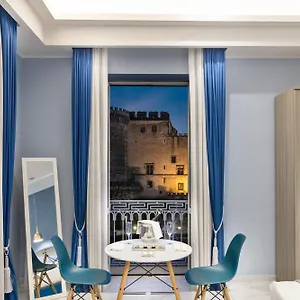 Couette-café Main - Municipio, Naples